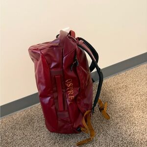 Osprey Transporter 40l duffle pack Maroon